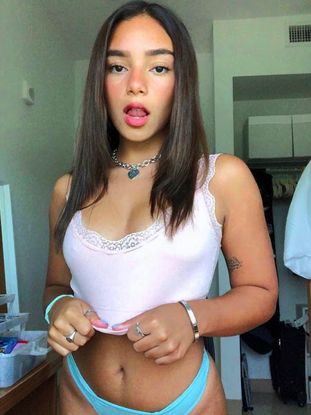 Pack de Miya Melody (miyamelody) ♥ OnlyFans + 27 Videos